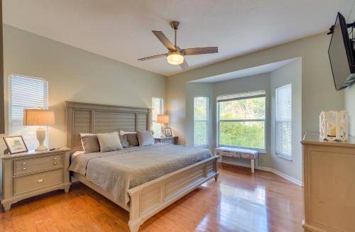 Photo of Bedroom in Weeki Wachee Gardens