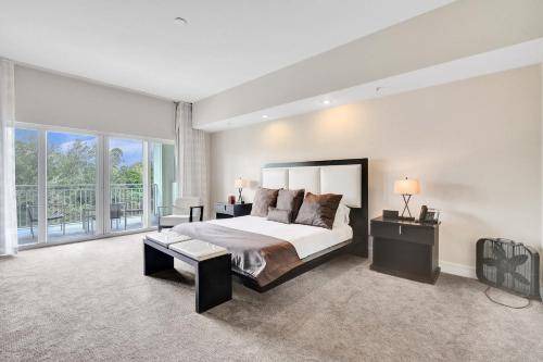 Photo of Bedroom in Doral