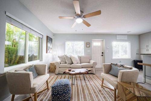 Photo of Livingroom in Crescent Beach