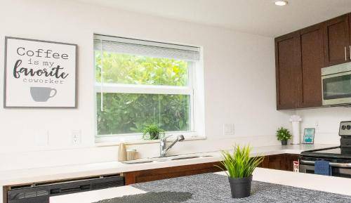 Photo of Kitchen in Royal Poinciana
