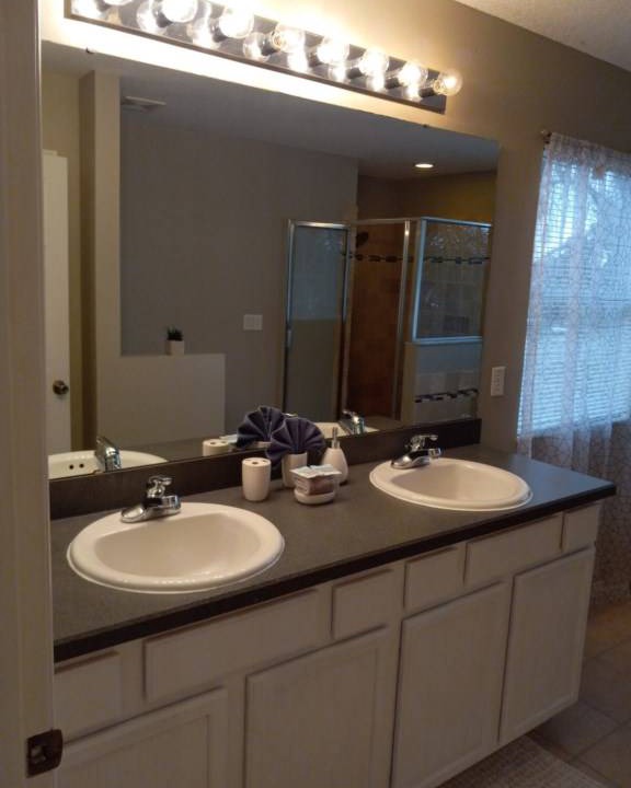 Photo of Bathroom in Lake Wilson Preserve