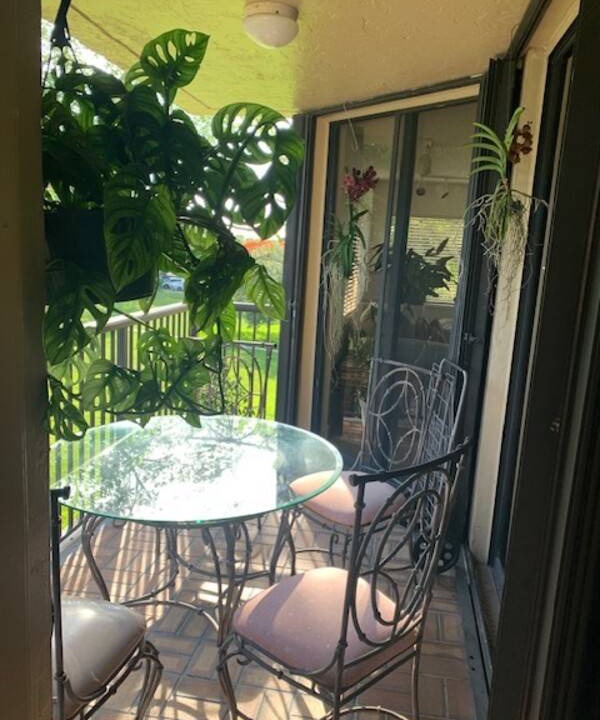 Photo of Patio Balcony in Ludlam
