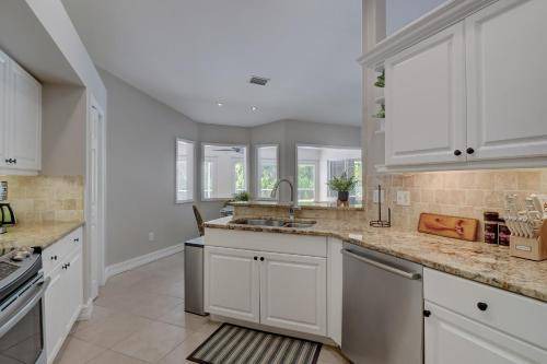 Photo of Kitchen in Crown Pointe