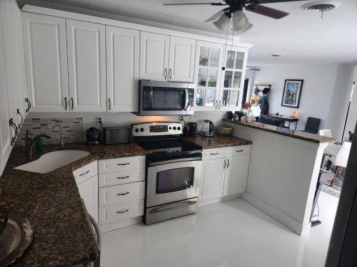 Photo of Others in Coral Ridge Isles