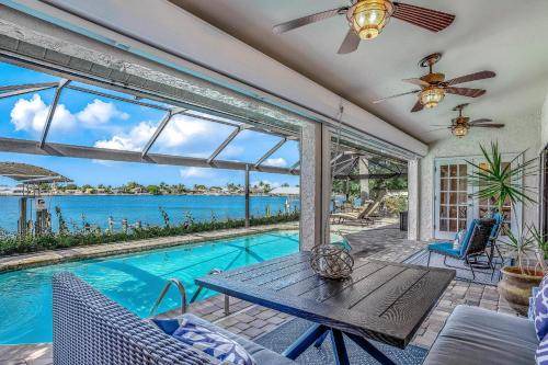 Photo of Patio Balcony in Eight Lakes