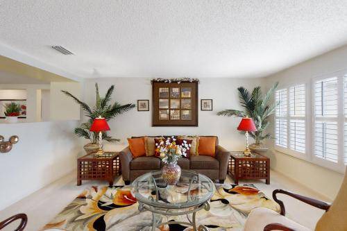 Photo of Livingroom in Westside