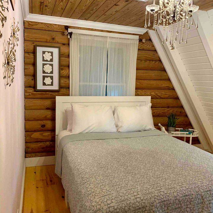 Photo of Bedroom in Palm Beach Country Estates
