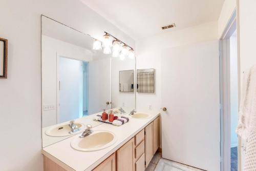 Photo of Bathroom in Casselberry