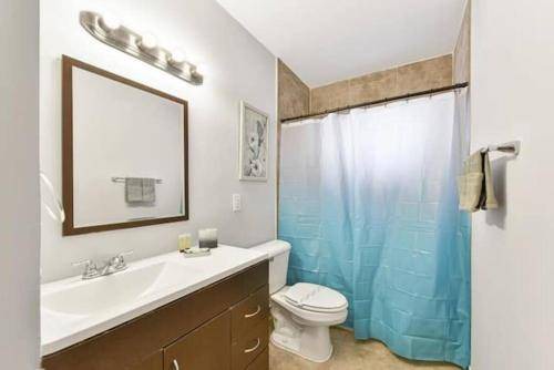 Photo of Bathroom in Highland Garden