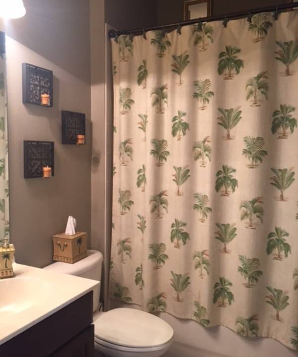 Photo of Bathroom in Winter Garden