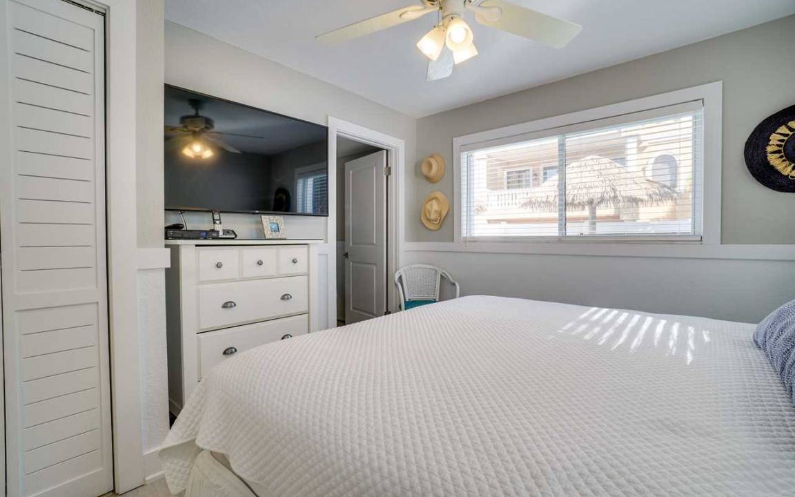 Photo of Bedroom in Bradenton Beach
