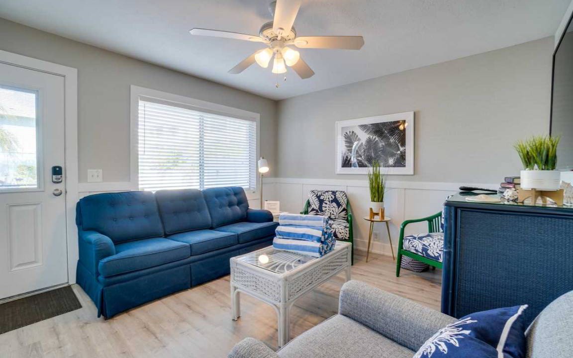 Photo of Livingroom in Bradenton Beach