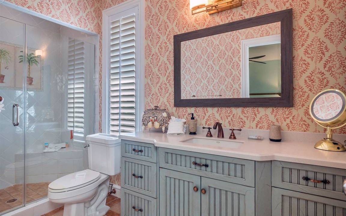Photo of Bathroom in Gulf Shores