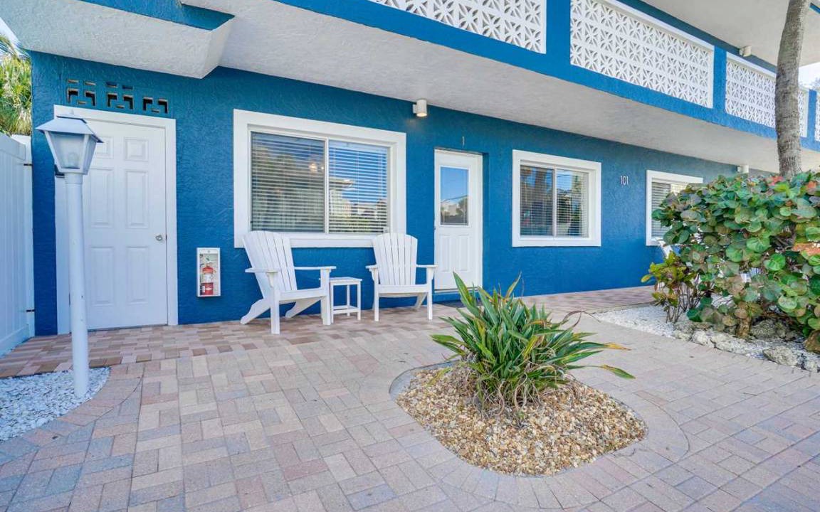 Photo of Buildings in Bradenton Beach