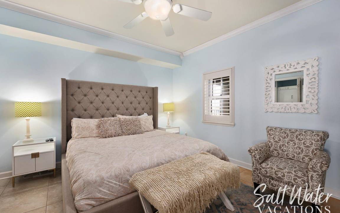 Photo of Bedroom in Crystal Beach
