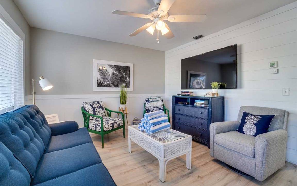 Photo of Livingroom in Bradenton Beach