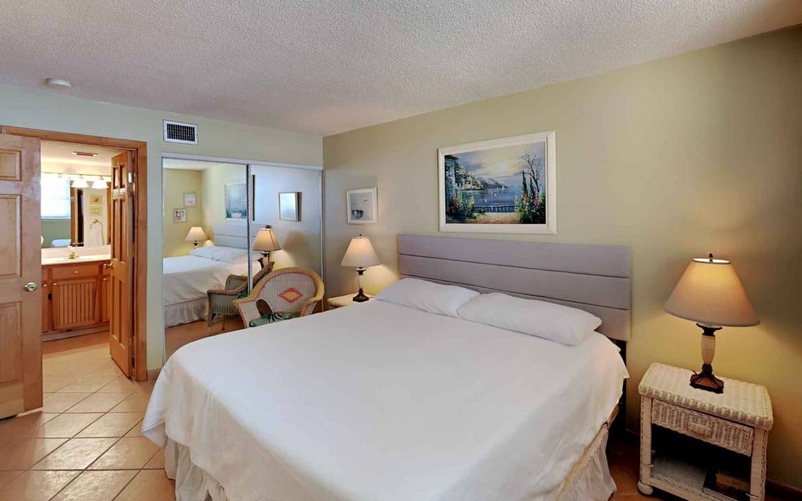 Photo of Bedroom in Pensacola Beach