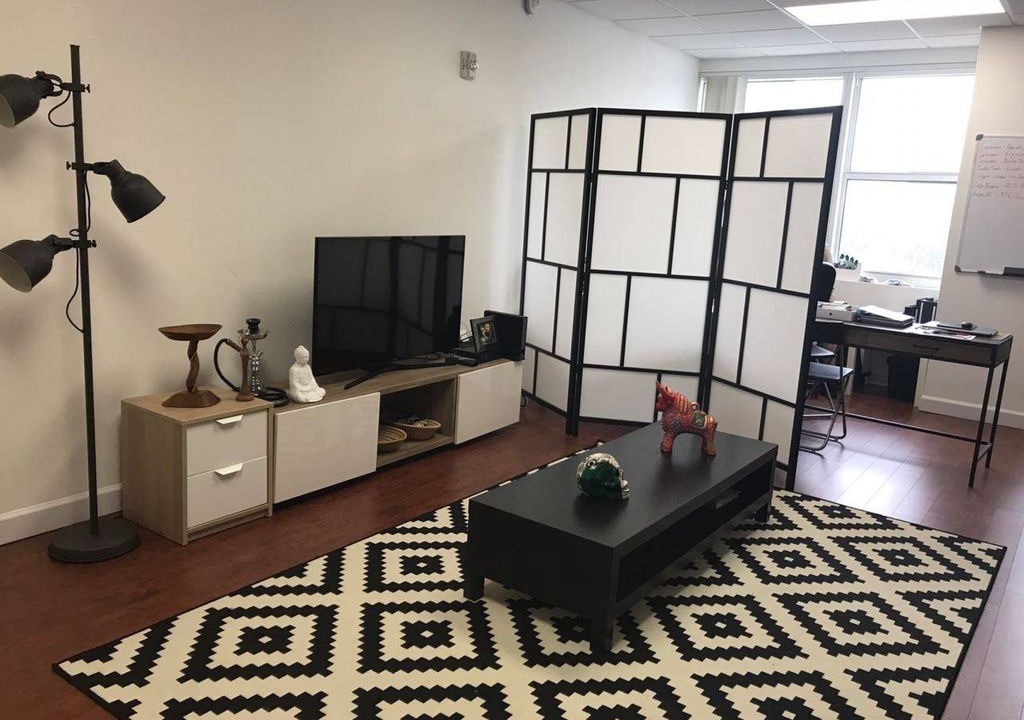 Photo of Livingroom in Midtown