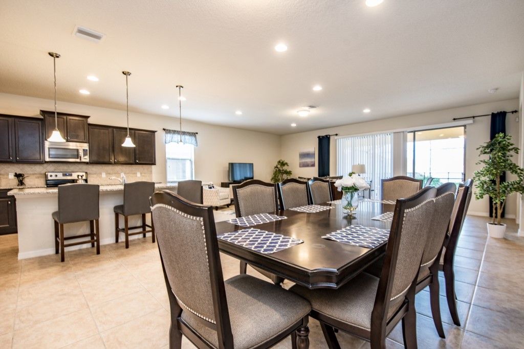 Photo of Livingroom in Four Corners