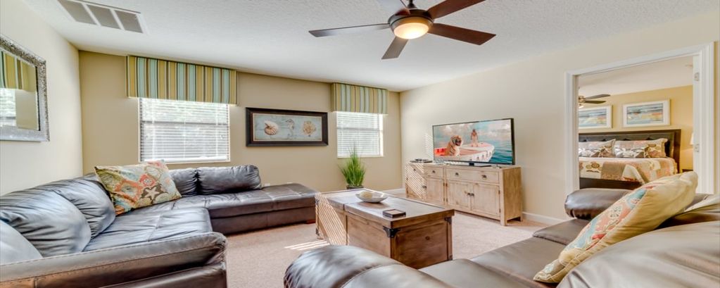 Photo of Livingroom in Davenport