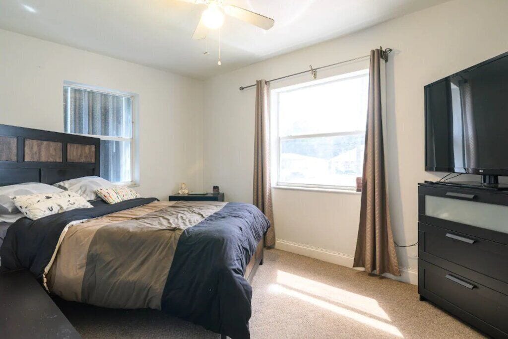 Photo of Bedroom in Royal Poinciana