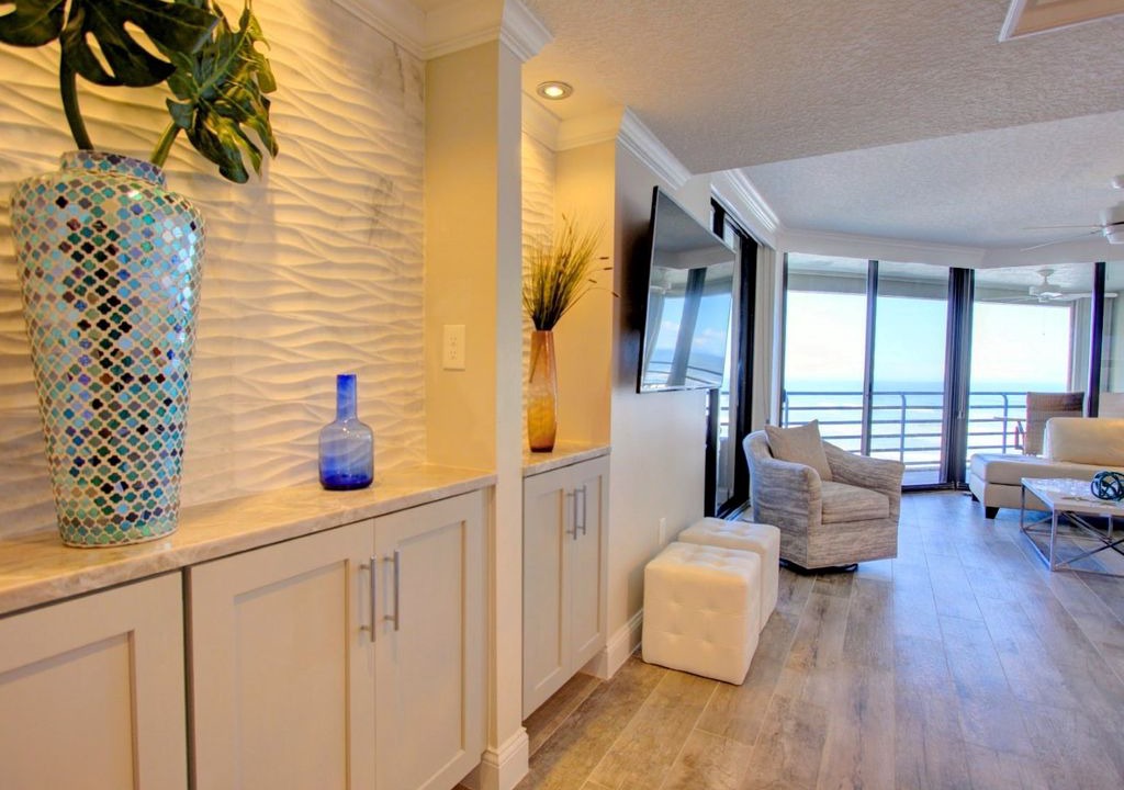 Photo of Livingroom in New Smyrna Beach