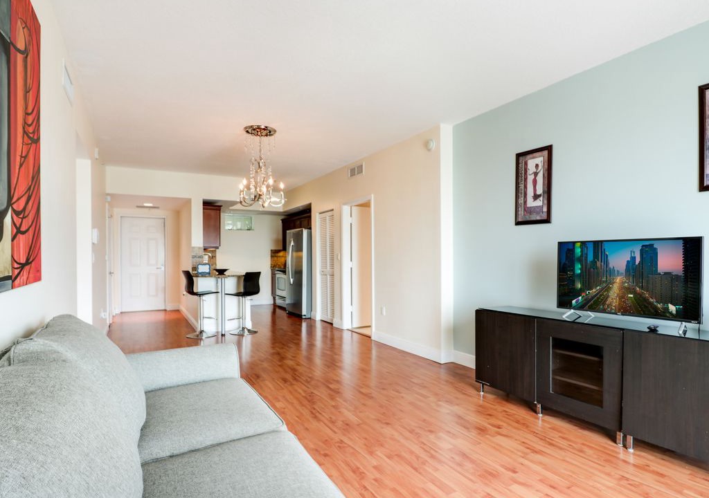 Photo of Livingroom in Downtown
