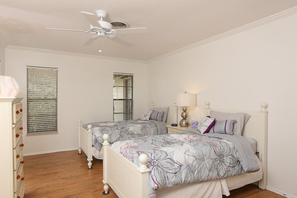 Photo of Bedroom in Venice Gardens
