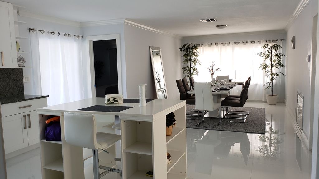 Photo of Others in Coral Ridge Isles