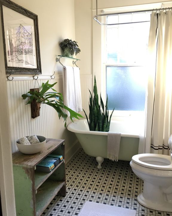 Photo of Livingroom in Virginia Highland