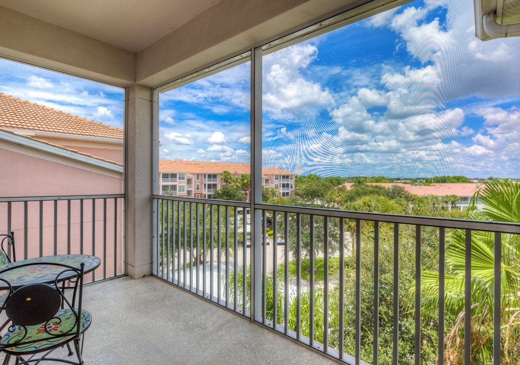 Photo of Patio Balcony in Majestic Palms