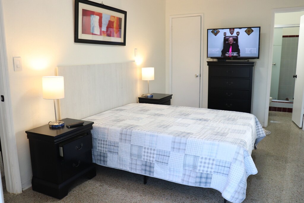 Photo of Bedroom in Edgewood
