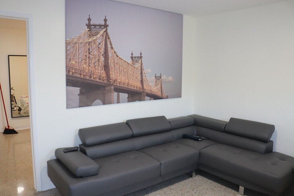 Photo of Livingroom in Edgewood