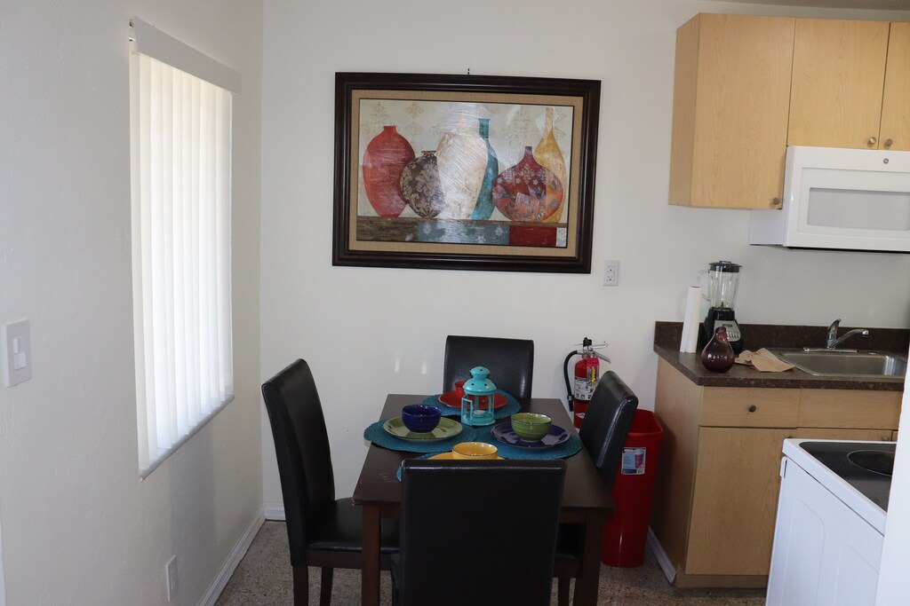 Photo of Livingroom in Edgewood