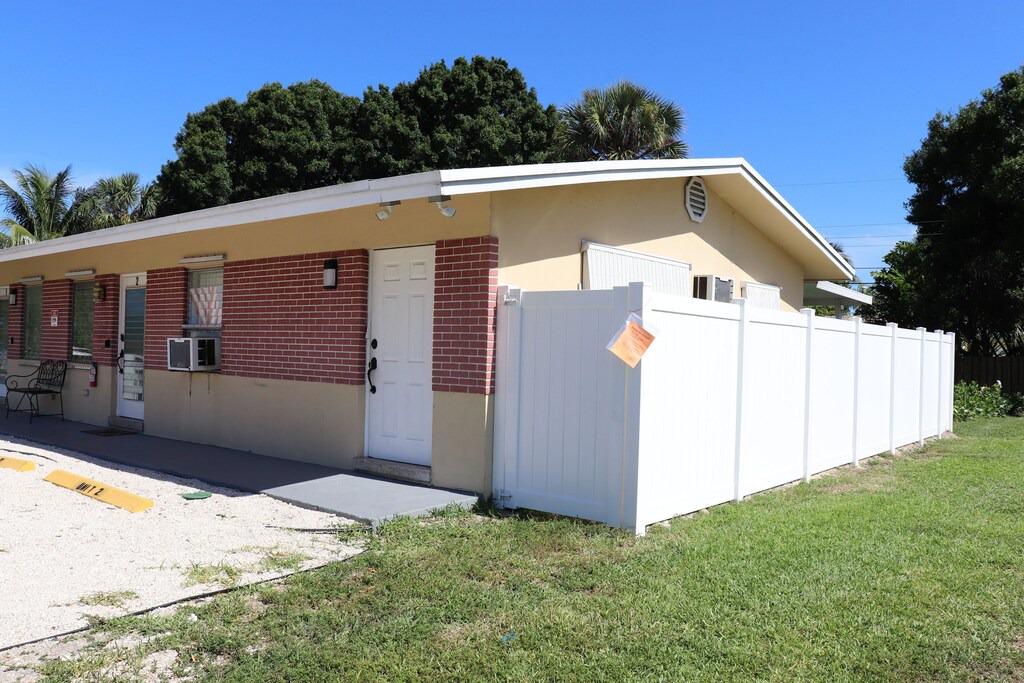 Photo of Buildings in Edgewood