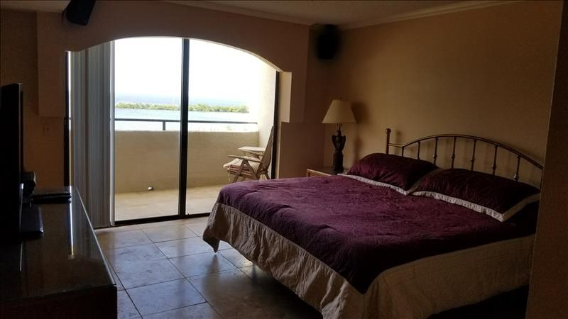 Photo of Bedroom in Hudson