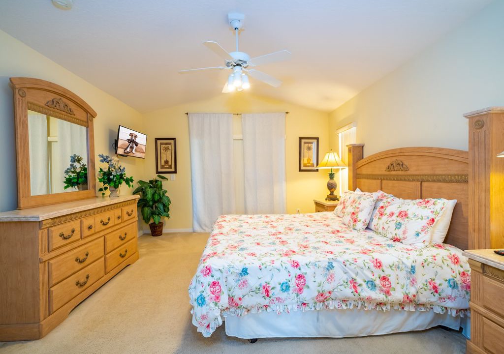 Photo of Bedroom in Tuscan Ridge