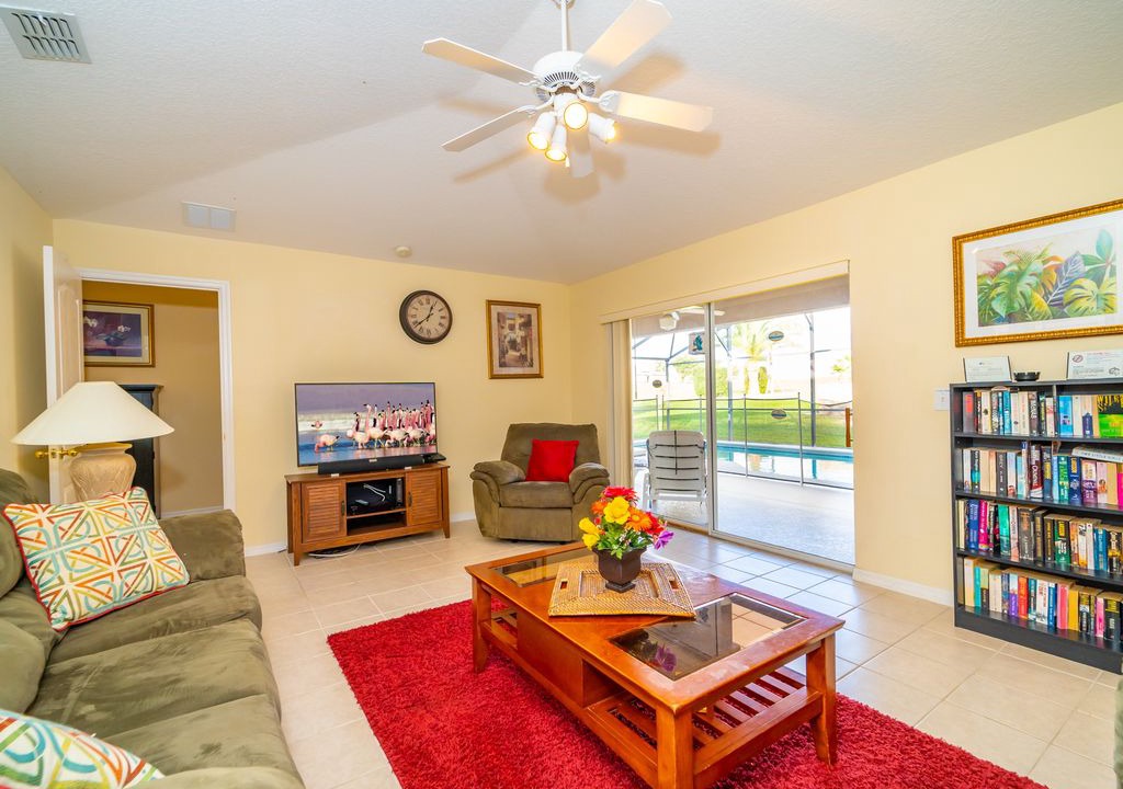 Photo of Livingroom in Tuscan Ridge