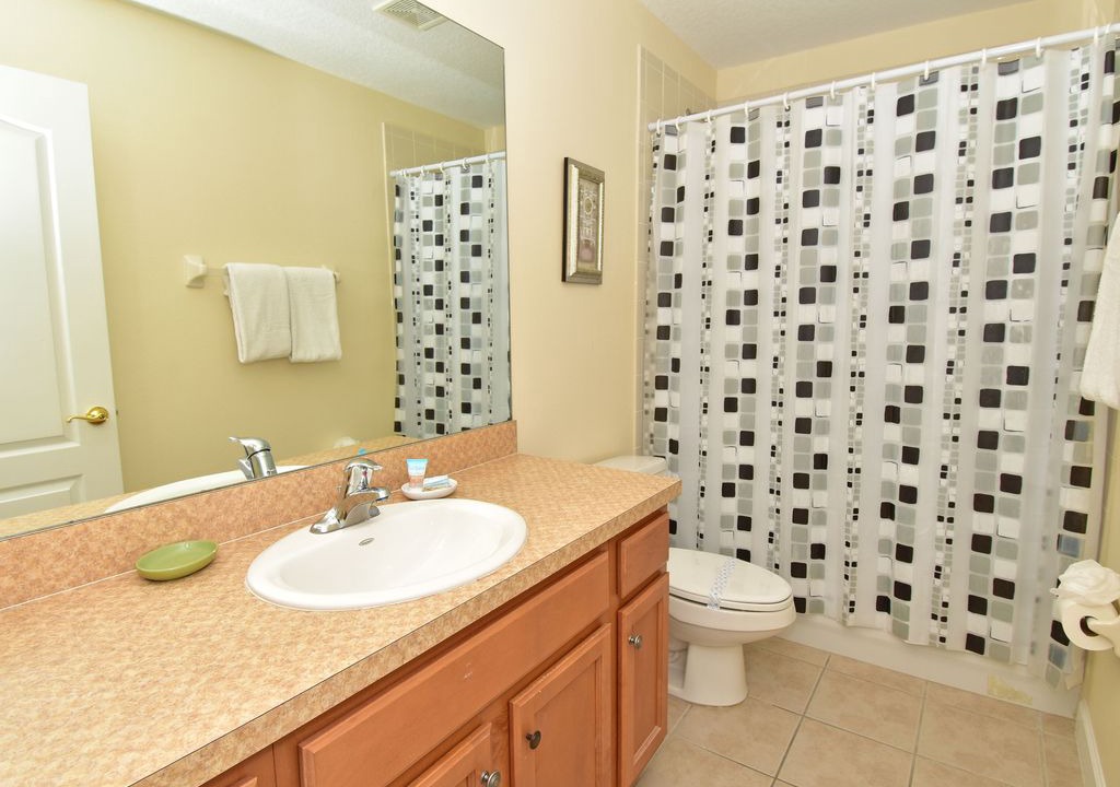 Photo of Bathroom in West Stonebridge