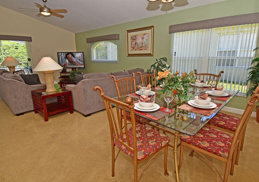 Photo of Livingroom in West Stonebridge