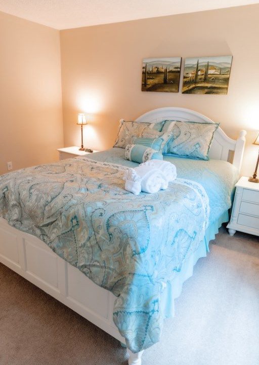 Photo of Bedroom in Greater Groves