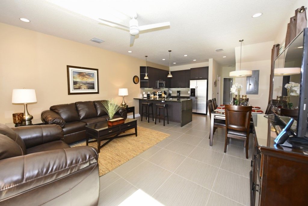Photo of Livingroom in Four Corners