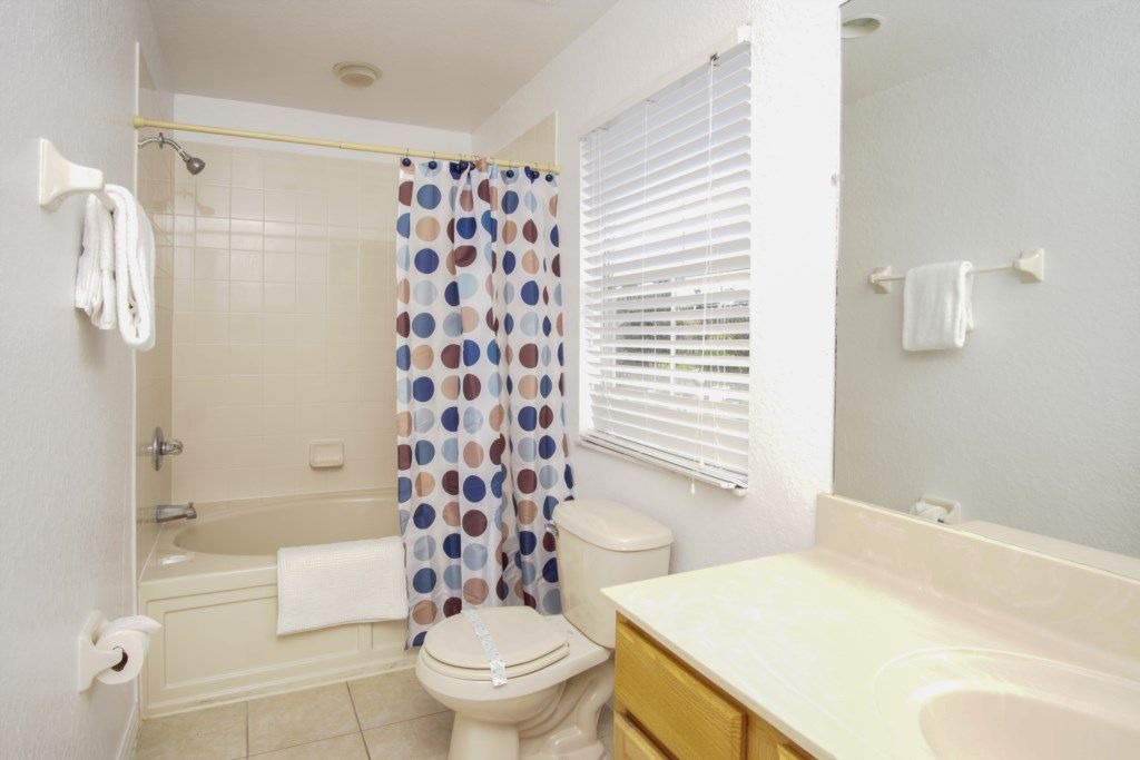 Photo of Bathroom in Crestwynd Bay