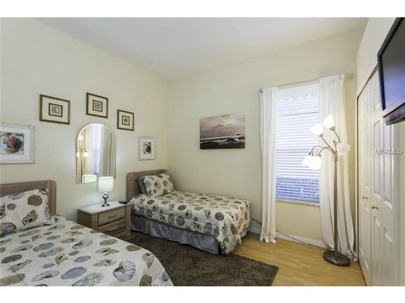 Photo of Bedroom in Ridgewood Lakes