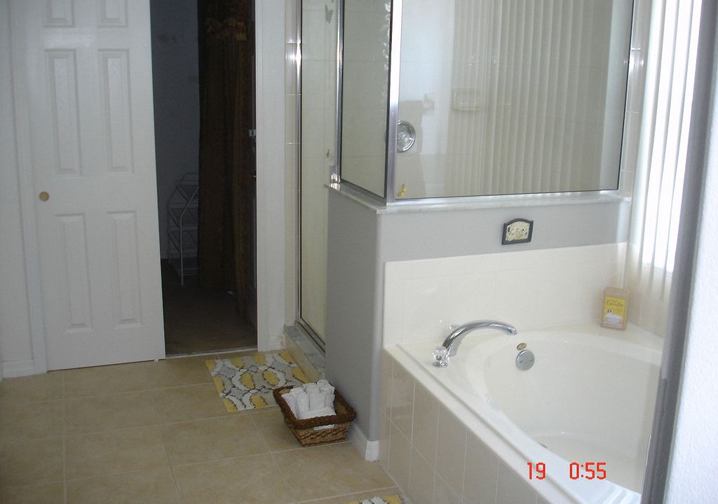 Photo of Bathroom in Sunset Ridge