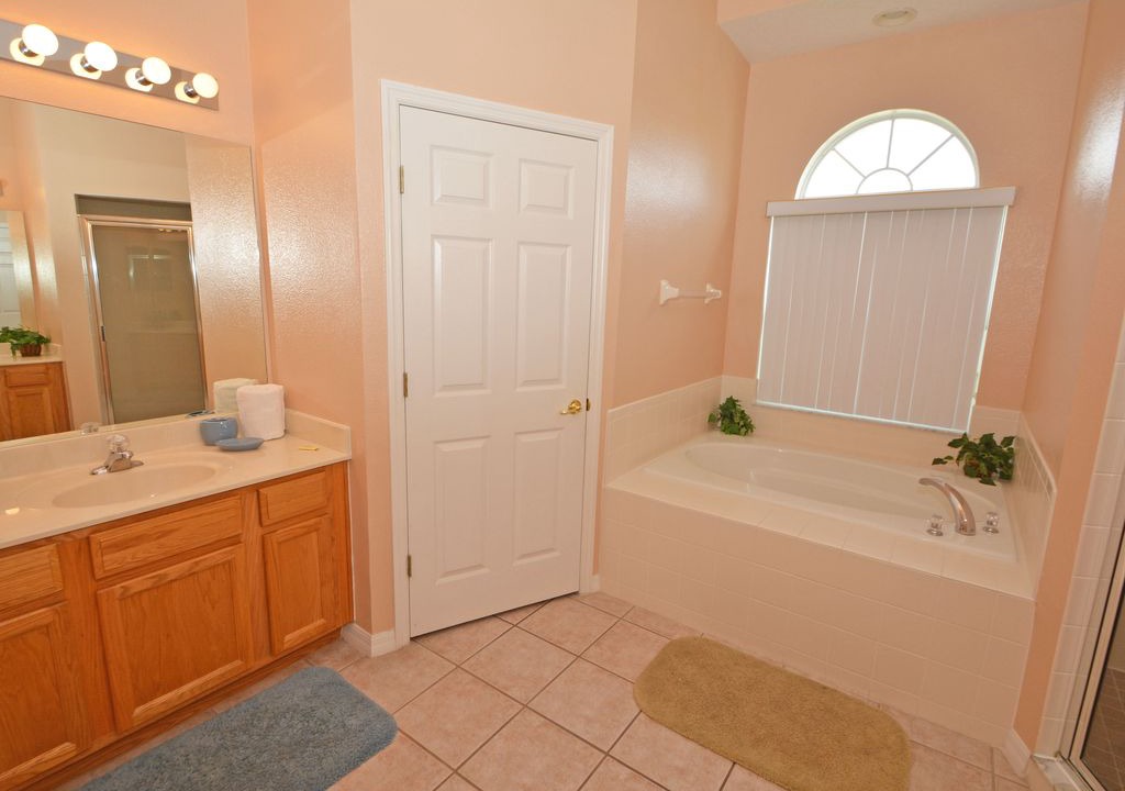 Photo of Bathroom in Tuscan Ridge