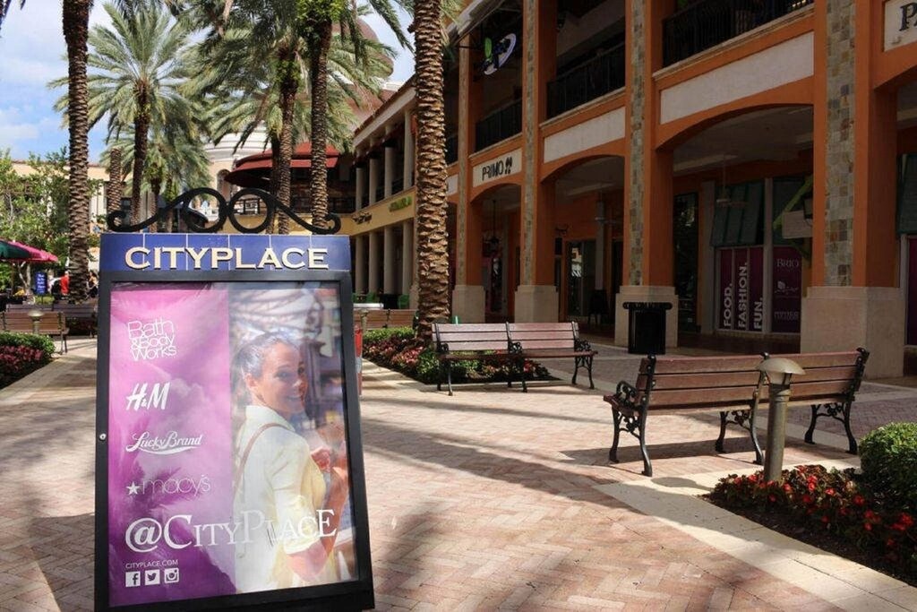 Photo of Others in Downtown West Palm Beach