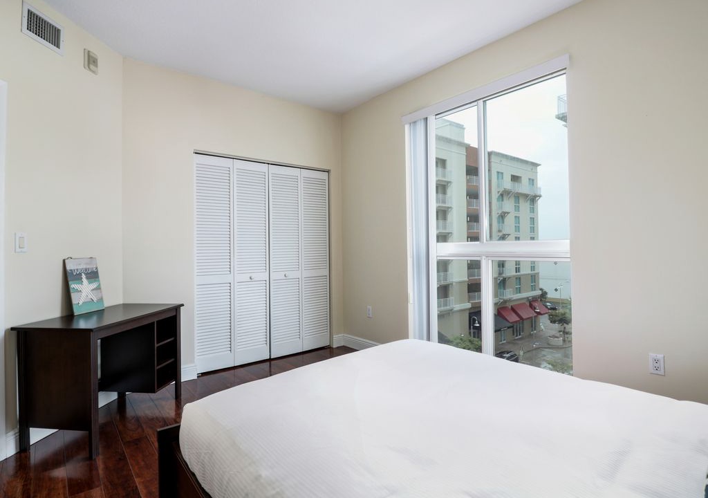 Photo of Bedroom in Downtown