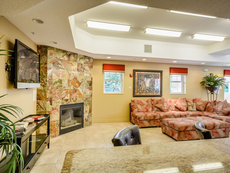 Photo of Livingroom in New Smyrna Beach