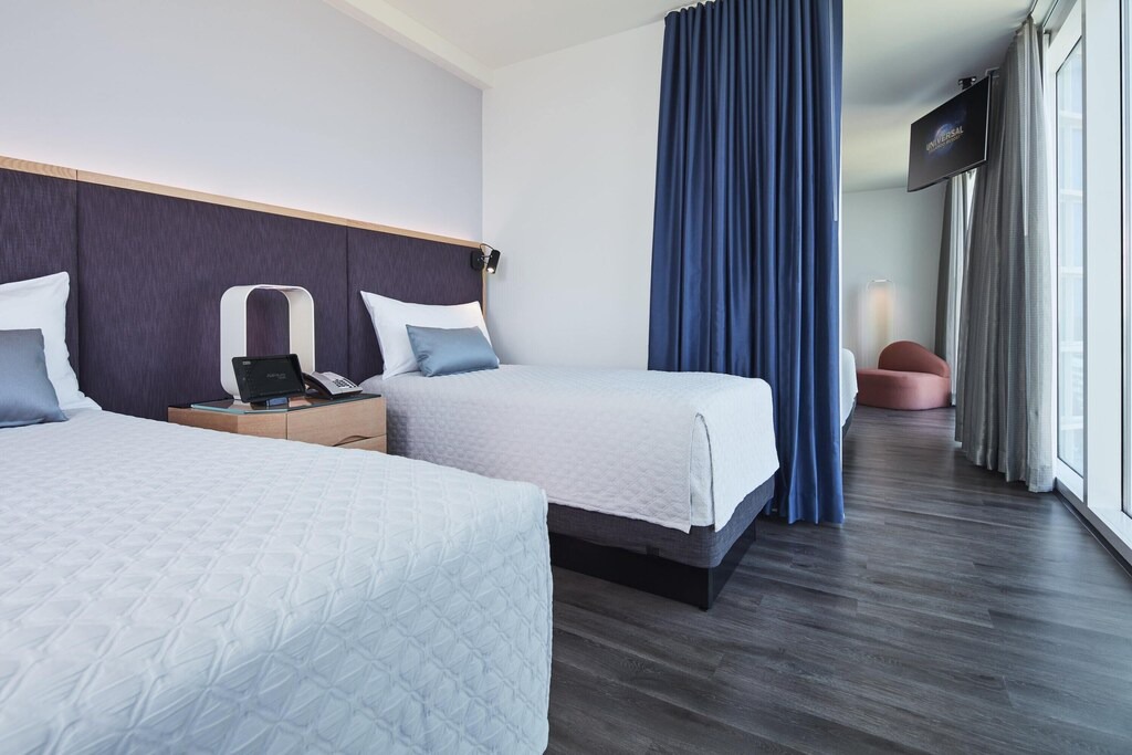 Photo of Bedroom in Florida Center